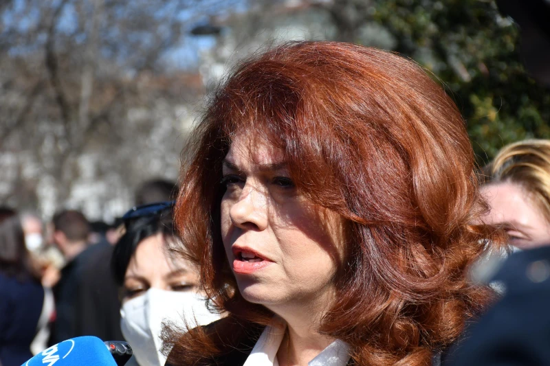 ������ ������: ������� �� ����������� �� ��, ���� �� �� � ������������