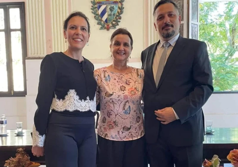 � ������: ����������� �� ��������� ����� "������" �� ������ � ����� ������� �� ��������