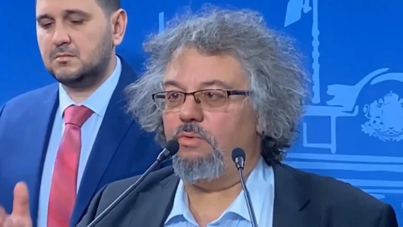 Манол Пейков: През целия си живот в Пловдив, с изключение на краткия си престой в ресторантите, съм пил вода само от чешмата