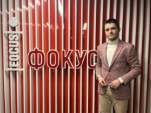 Политолог: Кабинетът "Главчев" се справя безобразно