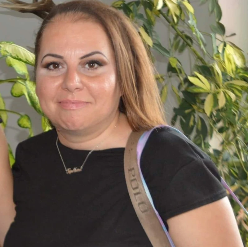 Ако видите тази жена, незабавно звъннете в полицията, близки я издирват
