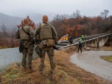 В Косово арестуваха 8 души във връзка с експлозията, която повреди воден канал