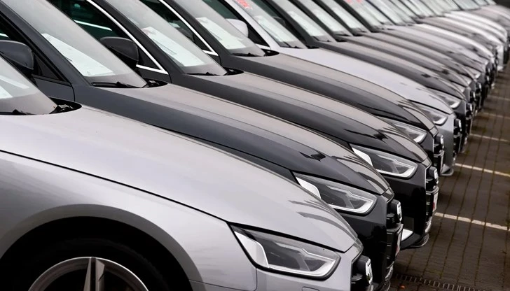 Ултралуксозните лимузини на МВР нямали "Автокаско"