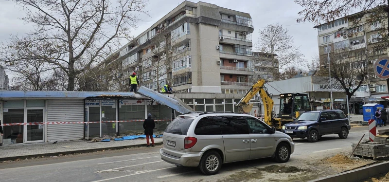 Премахват неработещите бараки на пазара във Варна