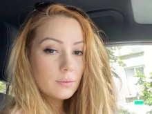 Родена е на днешния ден, има черен колан по карате, но цяла България я знае с друго