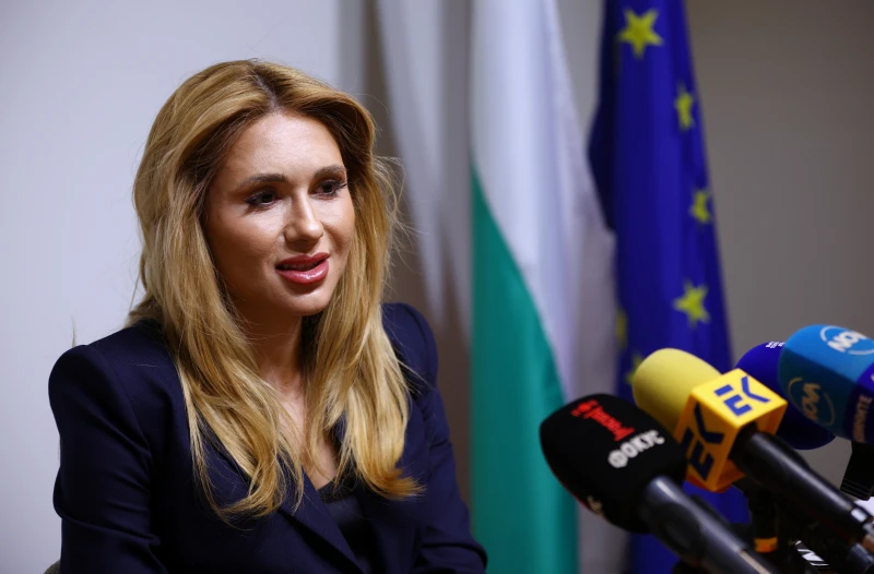 Шефката на КЗП предупреди за "Йеттел България"