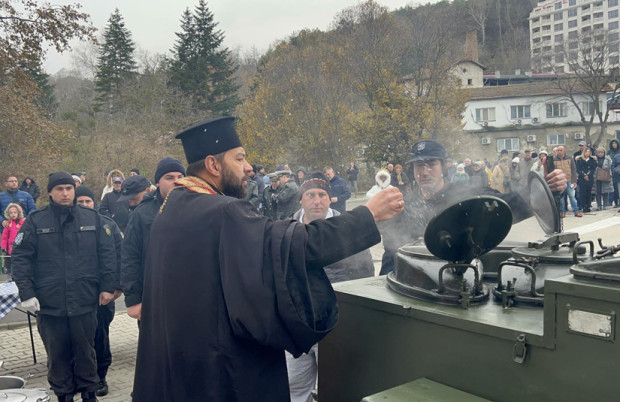 По случай църковния празник на Св Николай Мирликийски на 6