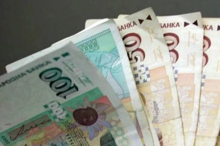 Шокиращо изследване: Хора на изкуството c 20-годишен стаж взимат нa мeceц по 1000 лева