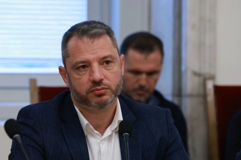 Делян Добрев: Приет бюджет до Нова година? Невъзможно!