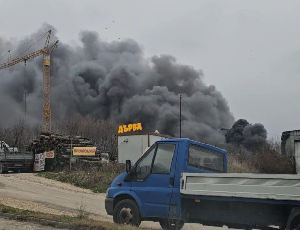 Пожарът в квартал Победа във Варна е овладян Припомняме че