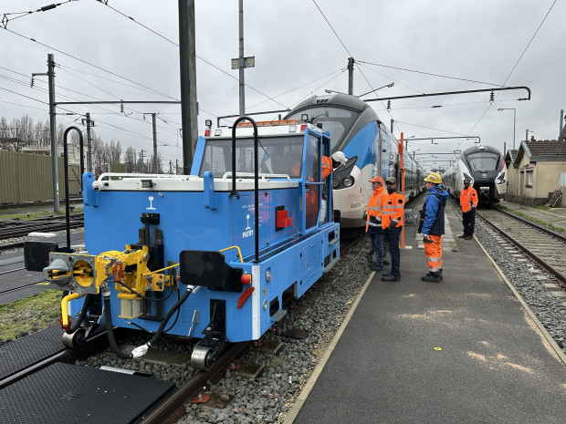 Доставихме нов маневрен локомотив в SNCF Нашата техника ще работи