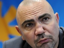 Жената на Росен Петров се оказа голяма красавица