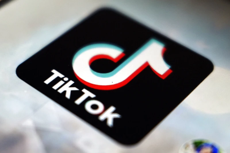 Tik tok предизвикателство вкара дете в болница, искат забрана за приложението в цялата страна
