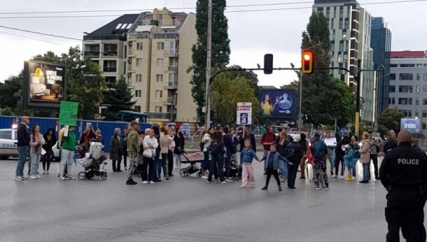 Инициативният комитет "Опълченци за София" с отворено писмо до Васил Терзиев