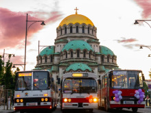 Атракционна автобусна линия "Коледен автобус" ще се движи в София, ето кога