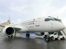 Пристигна шестият нов самолет Airbus A220-100 на "България Еър"
