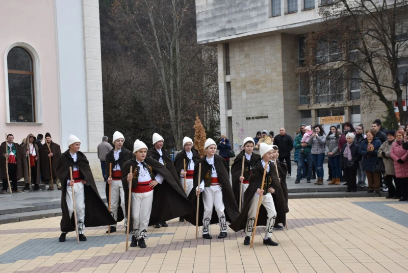 На Коледа Ловеч ще бъде озвучен от празничен концерт