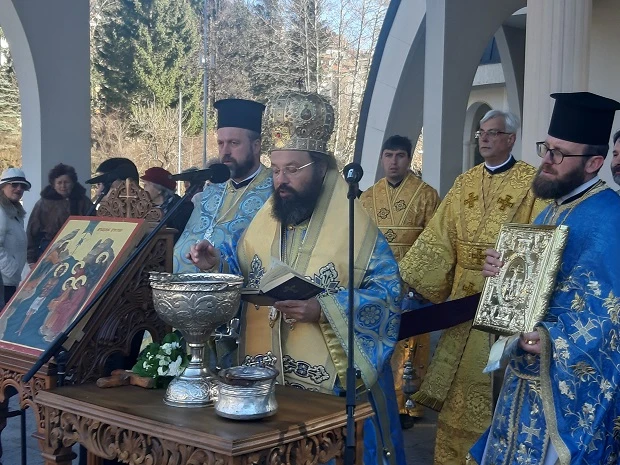 Епископ Висарион: Рождество Христово е велик и радостен празник за сърцето на всеки християнин