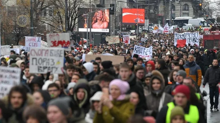 Протести в Сърбия: Студентите отправиха три искания към Прокуратурата