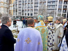 Патриарх Даниил даде старт на нов енорийски център в София