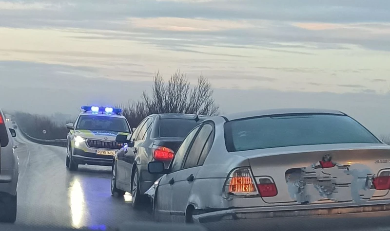 Катастрофите в Пловдив започнаха, има заледени пътища