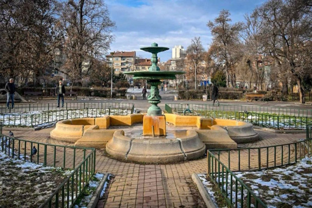 Столична община възстанови фонтана в градина "Буката"