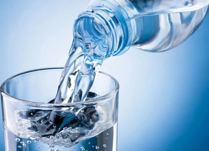 95 долара за вода от разтопен айсберг
