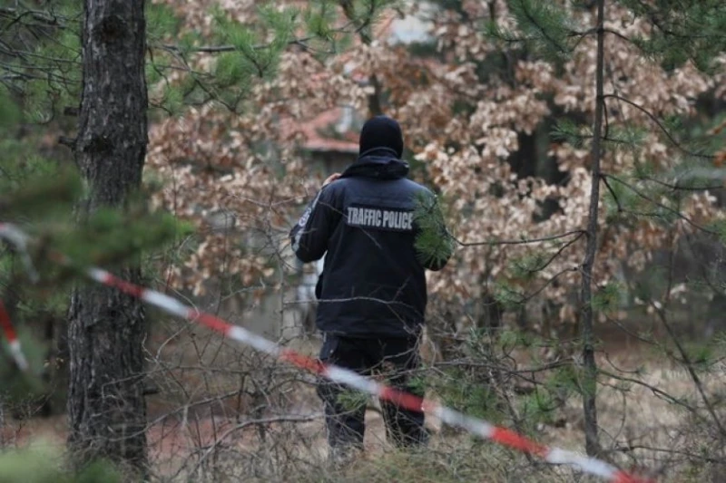 Намериха мъртви трима мъже