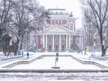 На днешната дата преди 118 години отваря врати великолепната сграда на Народния театър в София