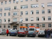 Незабавна проверка на болницата, в която е заснето скандалното видео на двете акушерки