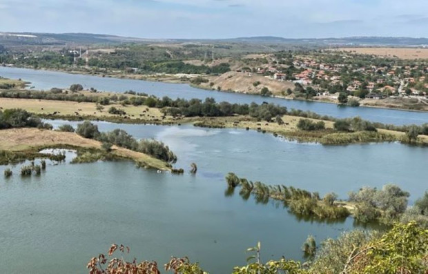 Няма сериозно замърсяване на водите във Варненското езеро след като