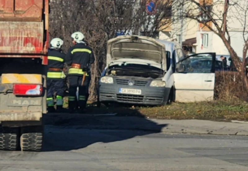 Жена пострада при катастрофа в столичния кв. "Дружба"