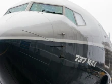 Самолет "Боинг" 737 кацна аварийно на летище "Внуково" в Москва 