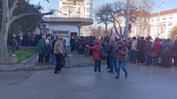 Кметът на Варна лъже Безплатните карти за ученици и пенсионери