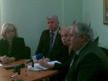 Райна Петрова: Има oпасност СДГ "Незабравка" и "Майчина грижа" да бъдат затворени