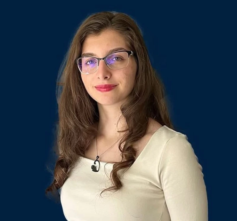 Възпитаничка на НПМГ е сред 20 младежи от цял свят, които представиха проект на Нобеловите награди 