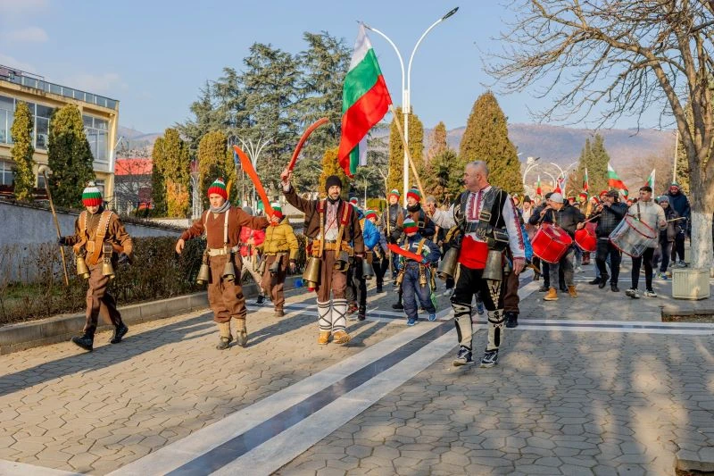 Хиляди звънци ще огласят "Симитлия – Древната земя на кукерите"