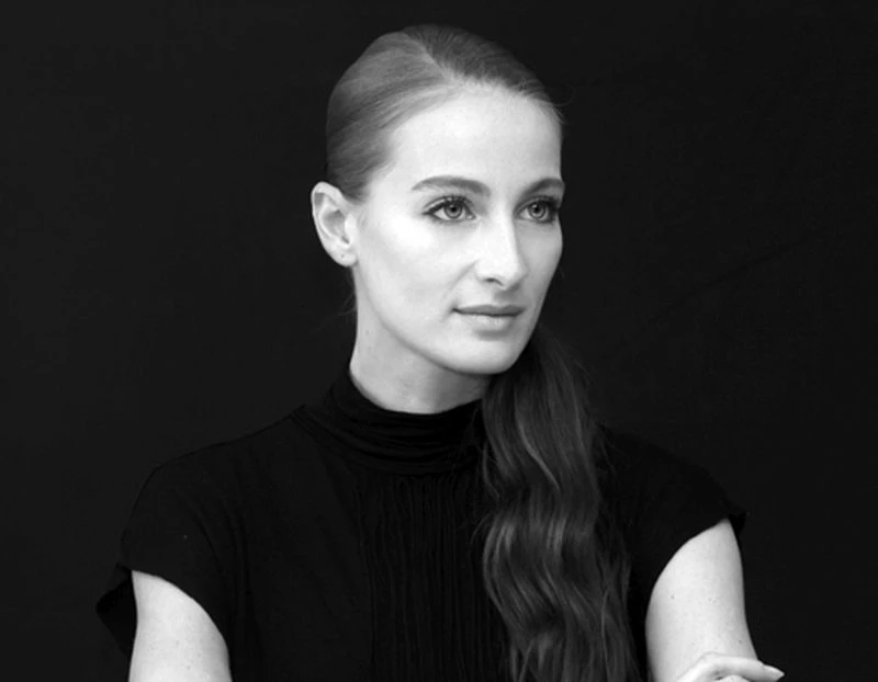 Днес навършва 39, талантлива е не по-малко от известния си баща