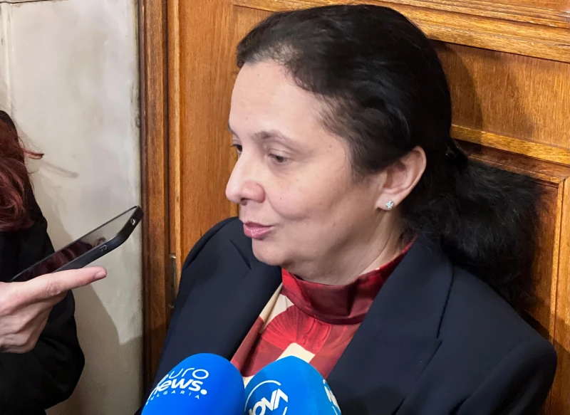 �������� �������: ����������� �� ����� �� ������ �������� ���� �� ������ � ������ ����� ������, ��� ����� ������ ���� �� ��������� � ���