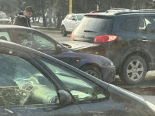 Ужасна тапа в района на Орлов мост заради катастрофа