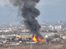 Спасиха жена от огнената стихия в Бургас