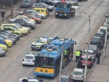 Тролей блъсна и уби пешеходка в София