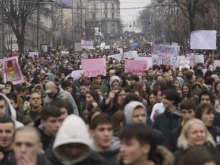 Мащабните протести в Сърбия днес блокираха движението