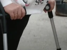       :       