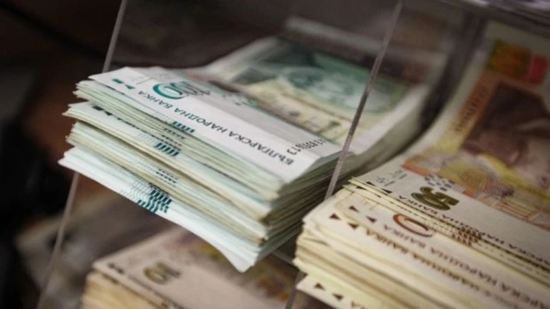 Искат минималната заплата да се обвърже с цената за месечна издръжка