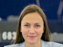 Българката с една от най-странните фамилии днес стана на 39