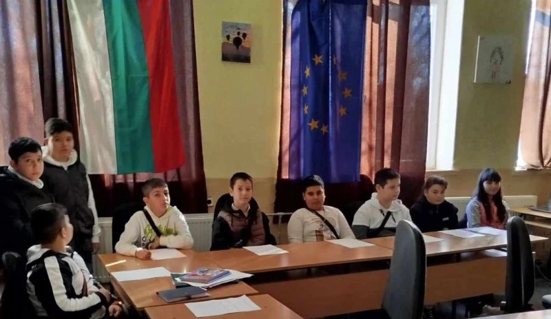 Ученици от русенско се обучават по иновативна методика