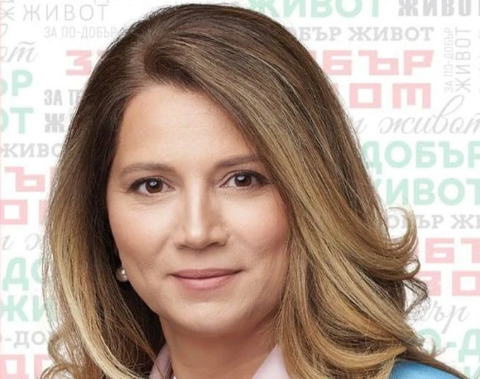 Кметицата на прекрасен курортен град в Пловдивско пусна учениците във ваканция