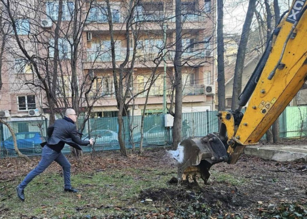 Направиха първа копка на строежа за нов учебен корпус на столичното 126 ОУ "П. Ю. Тодоров", Терзиев уважи събитието