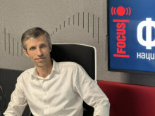 Доц. Сарийски: Вдигането на минималната работна заплата също води до увеличаване на приходите от преки данъци и осигуровки